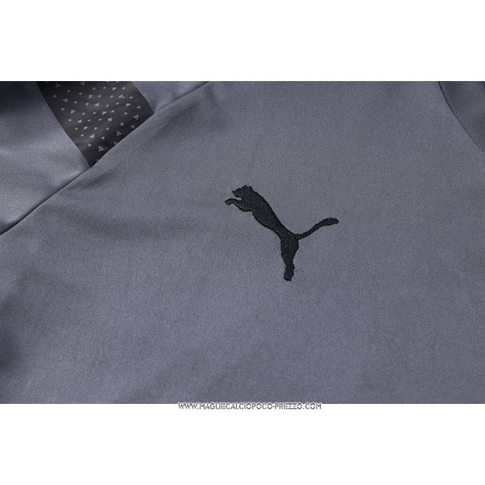 Tuta da Track
 Borussia Dortmund 22/23 Manica Corta
 Grigio
 - Pantaloncini
